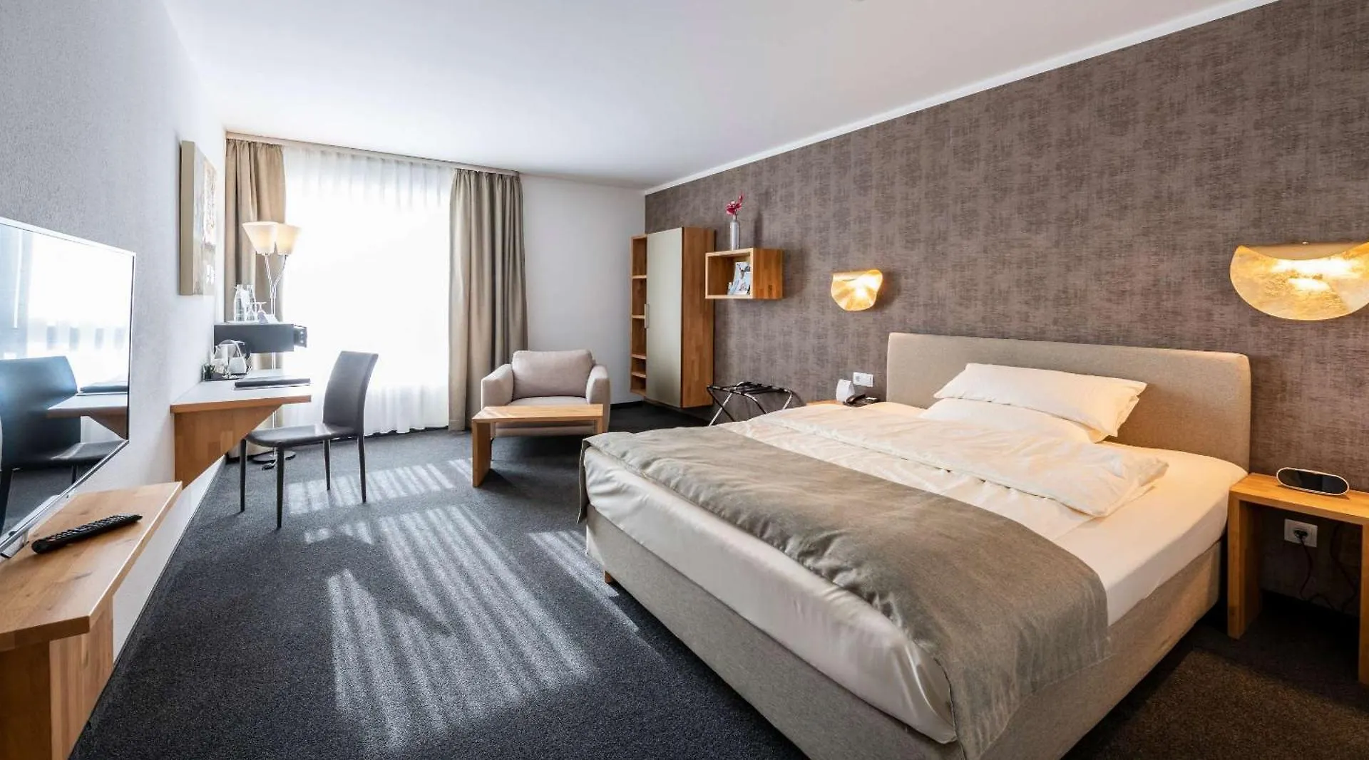 Best Western Plus Io Hotel Eschborn 4*,  Niemcy